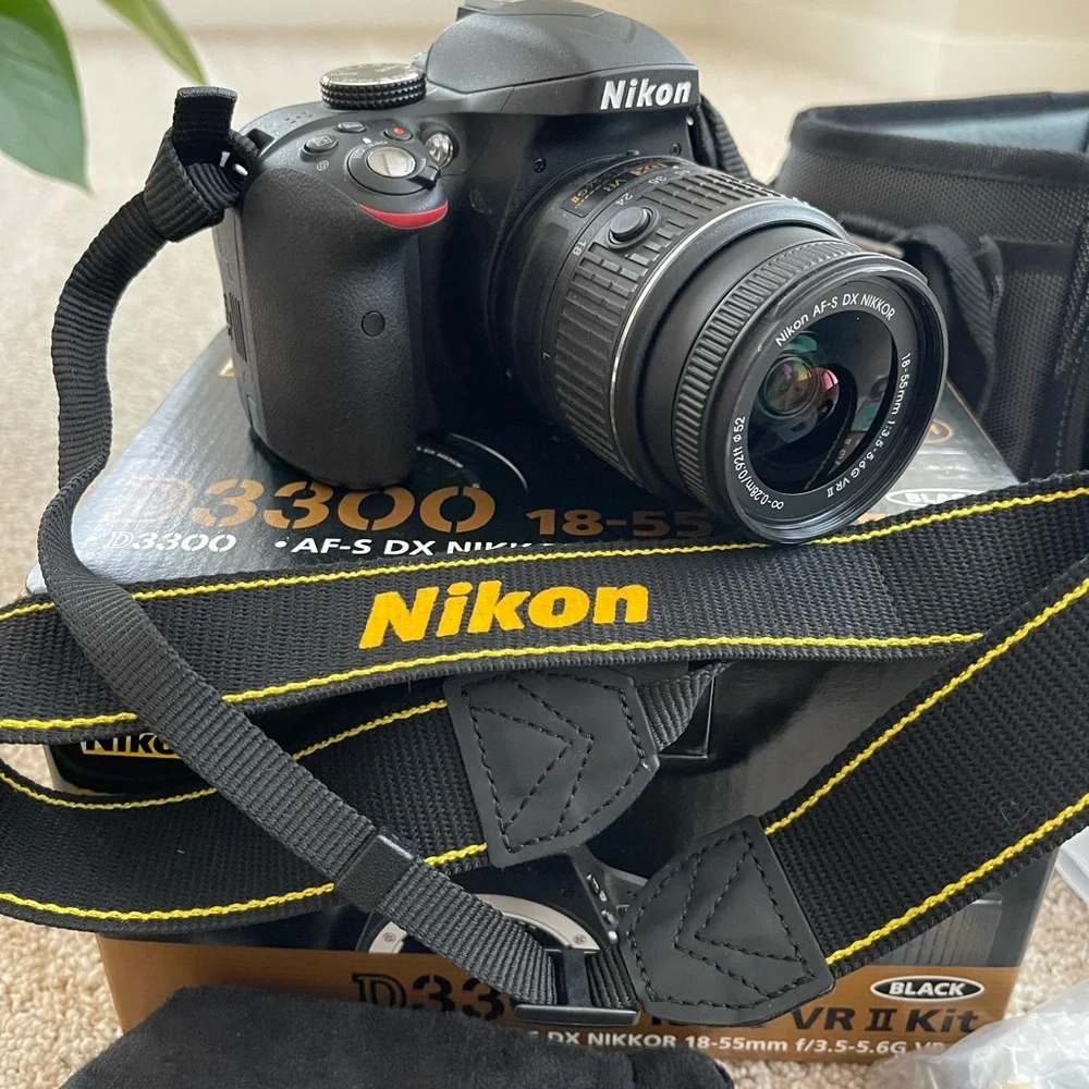 Nikon D3300 Black DSLR Camera with 18-55mm Lens
